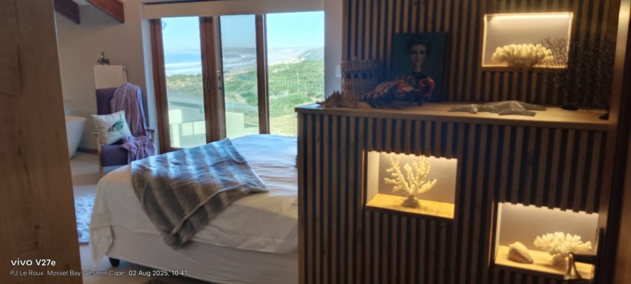 7 Bedroom Property for Sale in Dana Bay Western Cape